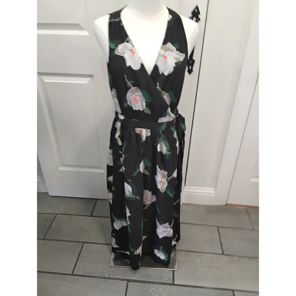 Banana Republic Black Magnolia Floral Wrap Maxi Dress 6P Sleeveless V-Neck